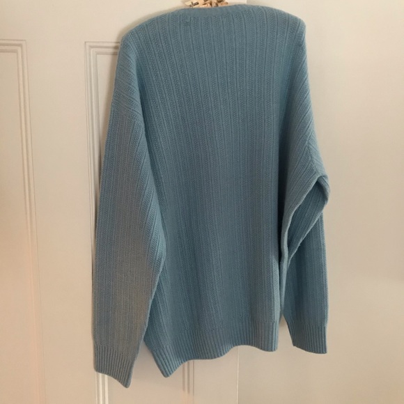 LORO PIANA CASHMERE V NECK SWEATER, MEN’S - Picture 5 of 9